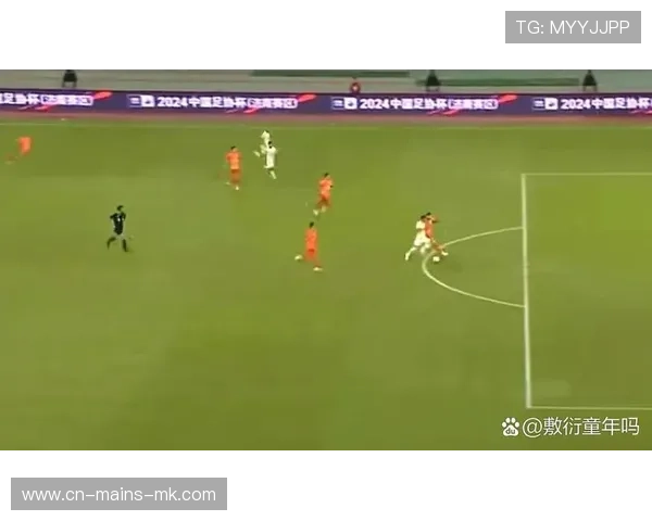 成都蓉城边路渗透制造大量射门机会