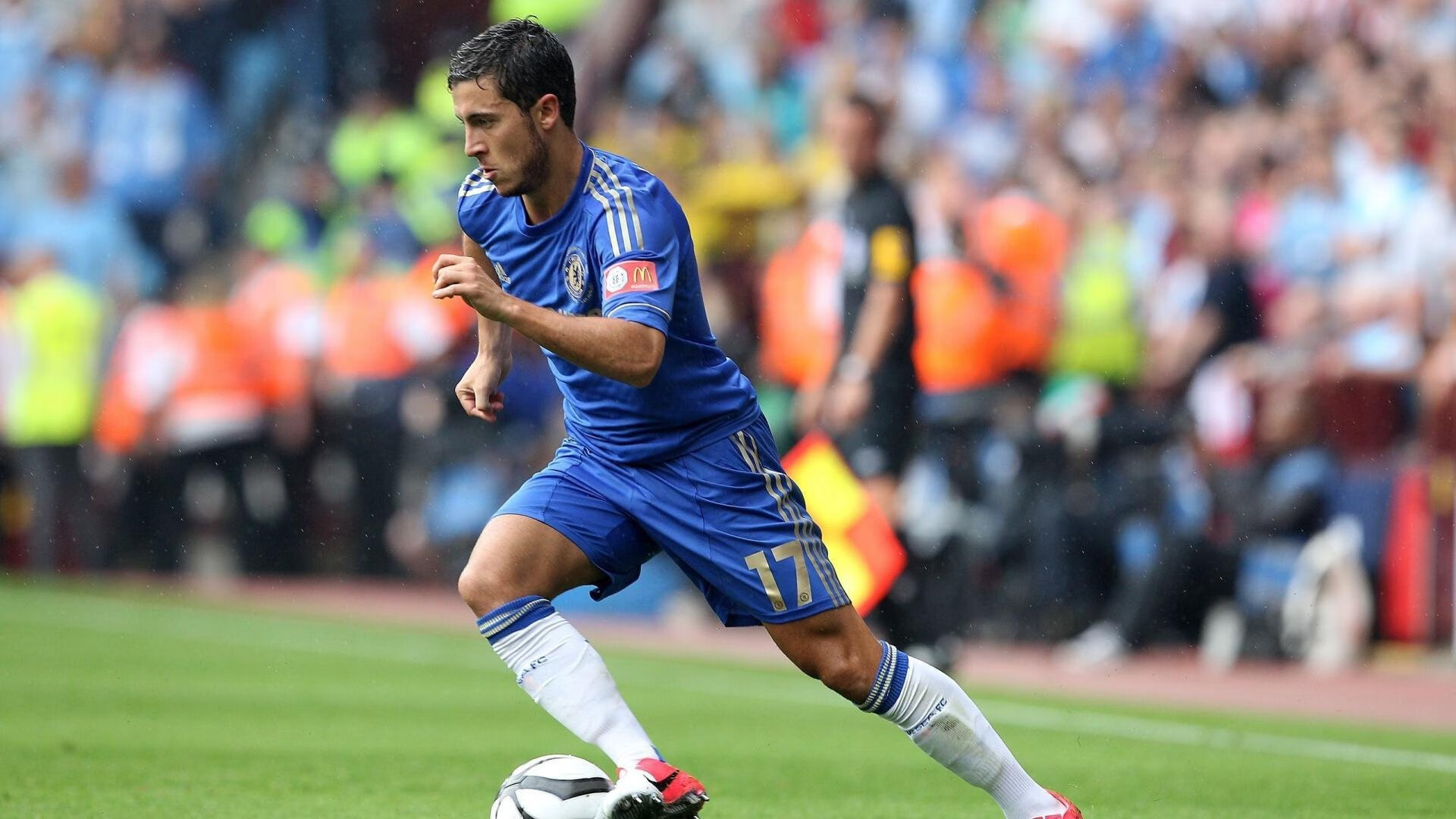 足球比赛中的战略布局